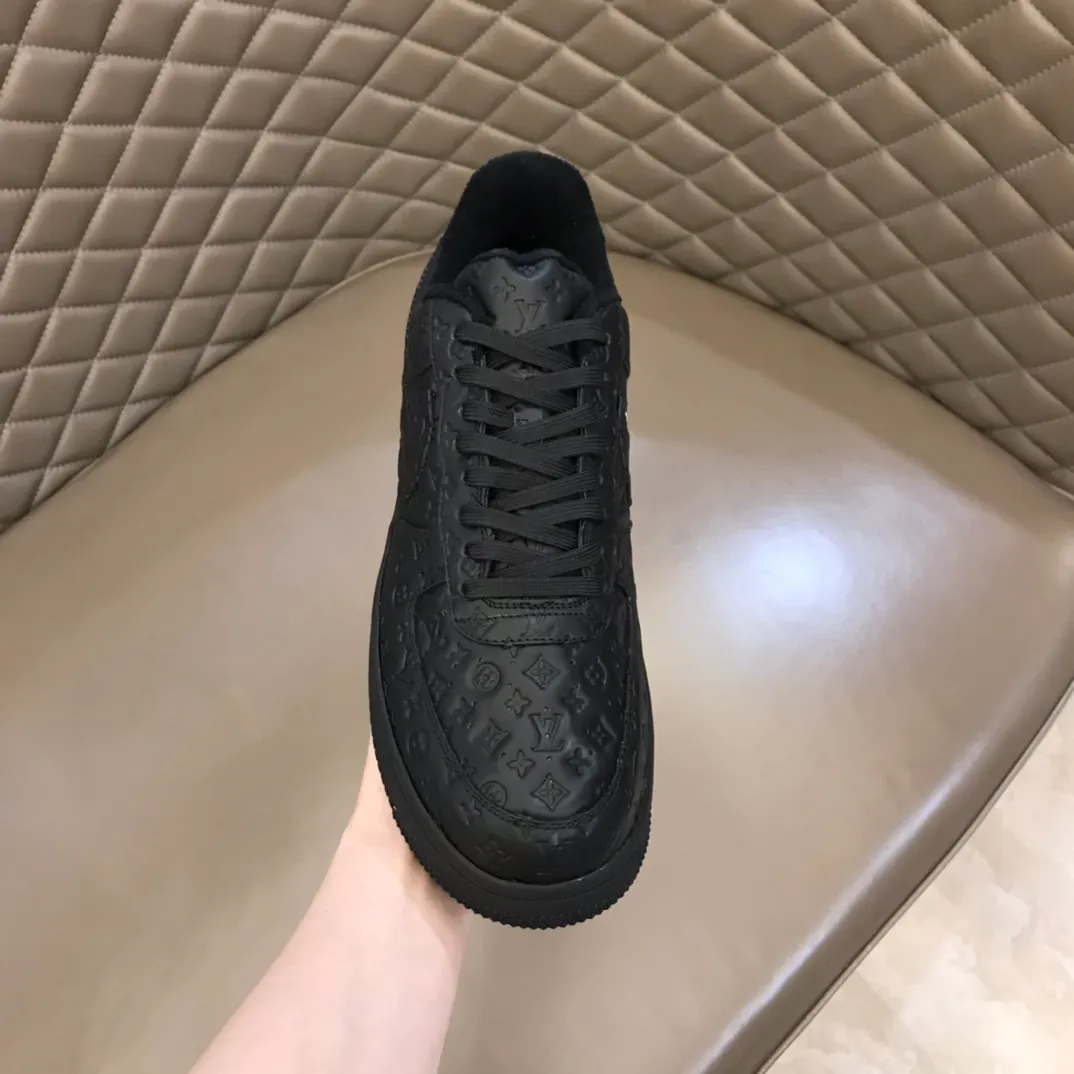 Men's shoes 💰p440 "*OUIS *UITTO*" x OFF-WHITE x Nike tripartite collaboration! Trendy and cool men's casual sports shoes with unrivaled color matching. The design idea basically continues the style of THE TEN. The Swoosh line and tongue label have a very familiar visual effect and are both fashionable and trendy! A must-have for fashionistas! The effect on your feet is absolutely stunning! (The original drawer packaging accessories are complete) Code number 38-45